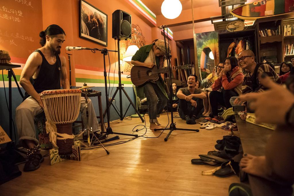 Rainbow Wave Surfing Hostel Heng-ch'un Εξωτερικό φωτογραφία