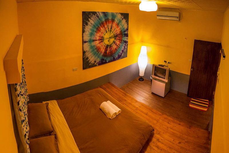 Rainbow Wave Surfing Hostel Heng-ch'un Δωμάτιο φωτογραφία